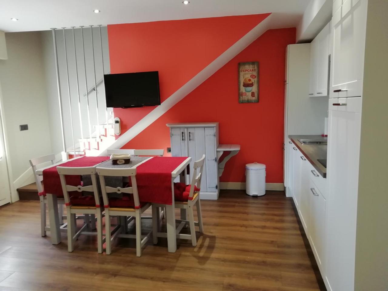 Apartamentos El Rincon De Andrea II Biescas  Extérieur photo
